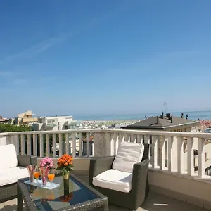 Aparthotel Internazionale Rimini